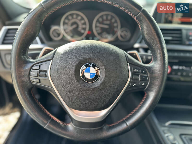 Седан BMW 3 Series 2016 в Ровно