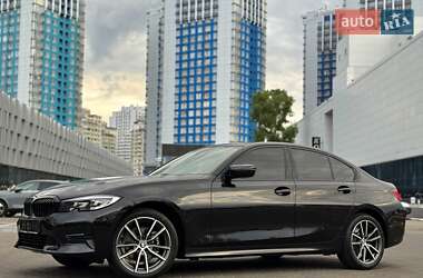 Седан BMW 3 Series 2022 в 