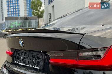 Седан BMW 3 Series 2022 в 