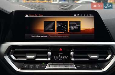Седан BMW 3 Series 2022 в 