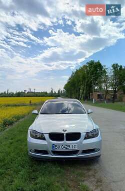 Седан BMW 3 Series 2007 в Городке