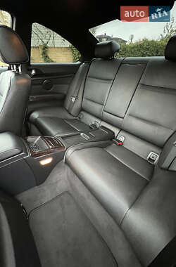 Купе BMW 3 Series 2011 в 