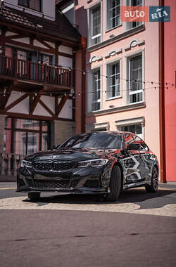 Седан BMW 3 Series 2019 в Ровно