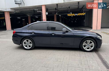 Седан BMW 3 Series 2016 в 