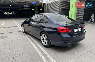 Седан BMW 3 Series 2016 в 