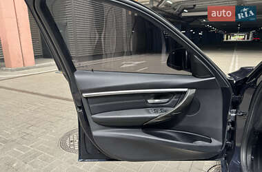Седан BMW 3 Series 2016 в 