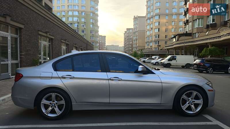 Седан BMW 3 Series 2014 в Киеве