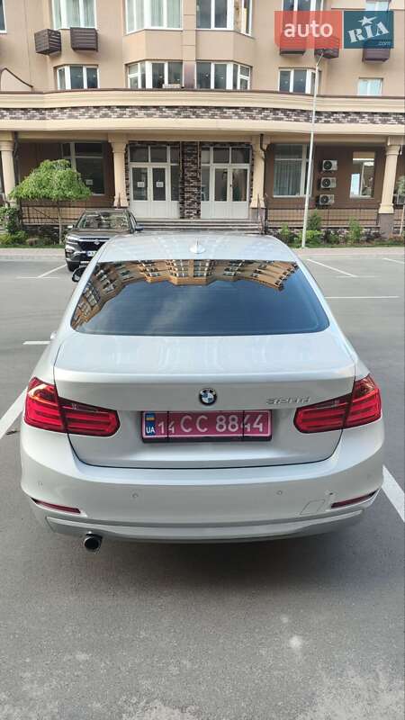 Седан BMW 3 Series 2014 в Киеве