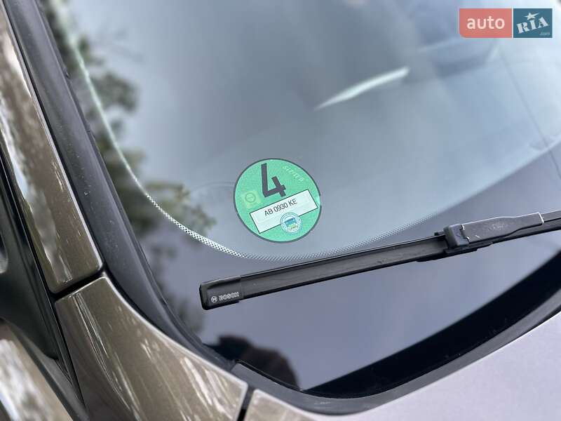 Седан BMW 3 Series 2012 в Вінниці