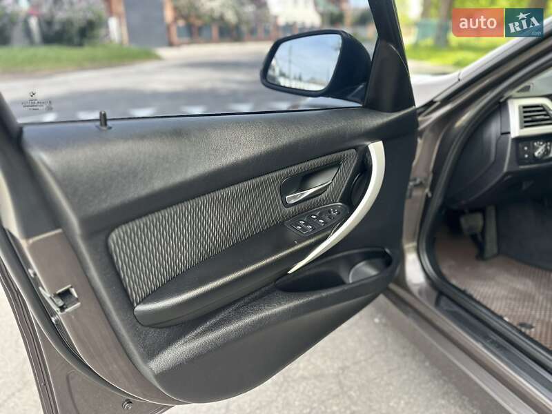 Седан BMW 3 Series 2012 в Вінниці