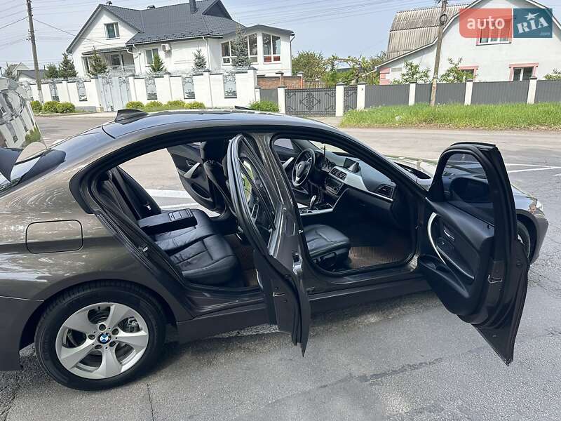 Седан BMW 3 Series 2012 в Вінниці