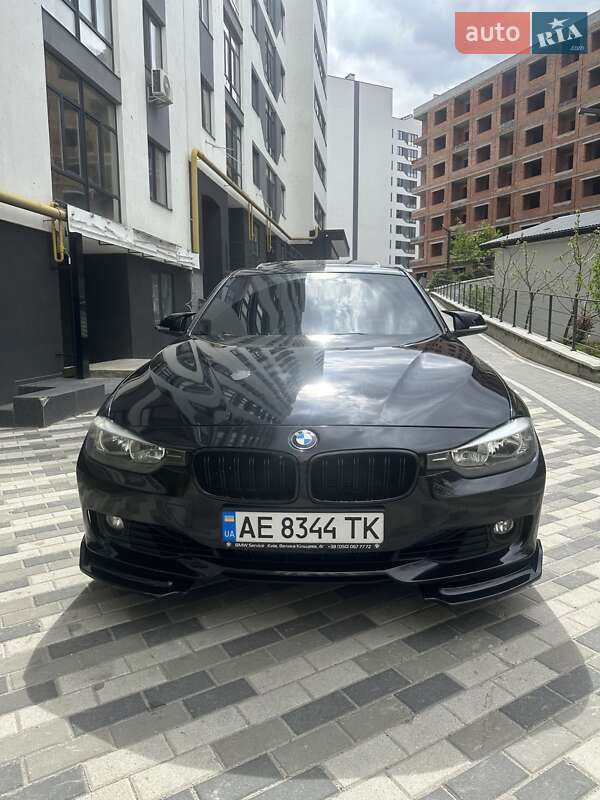 BMW 3 Series 2012