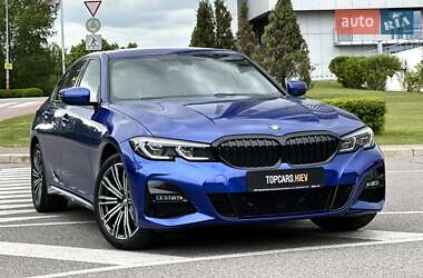 Седан BMW 3 Series 2022 в 