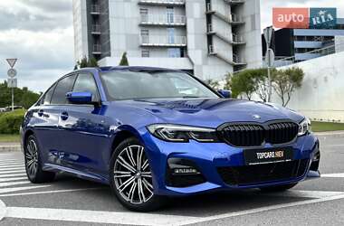 Седан BMW 3 Series 2022 в 