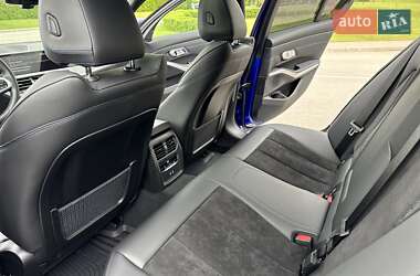 Седан BMW 3 Series 2022 в 