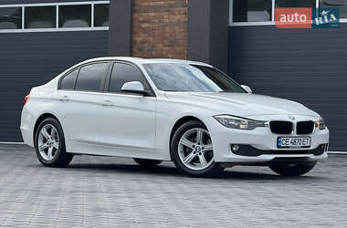 Седан BMW 3 Series 2015 в Чернівцях