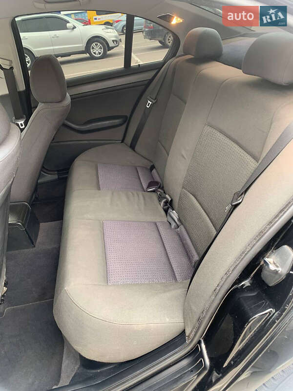 Седан BMW 3 Series 2003 в Лебедине