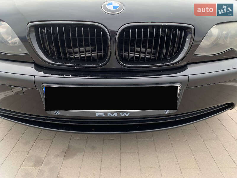 Седан BMW 3 Series 2003 в Лебедине