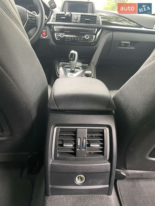 Седан BMW 3 Series 2018 в Одессе фото 62 Седан BMW 3 Series 2018 в Одессе