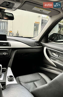 Седан BMW 3 Series 2012 в 