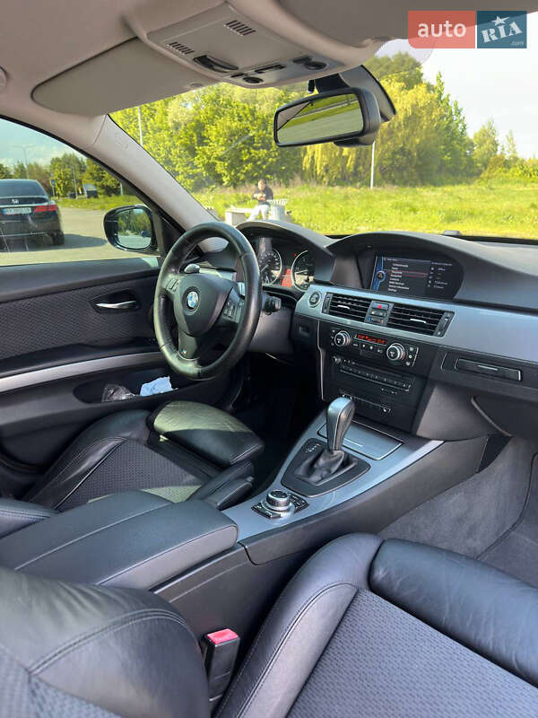 Универсал BMW 3 Series 2009 в Львове фото 31 Универсал BMW 3 Series 2009 в Львове