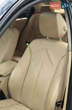 Седан BMW 3 Series 2012 в 