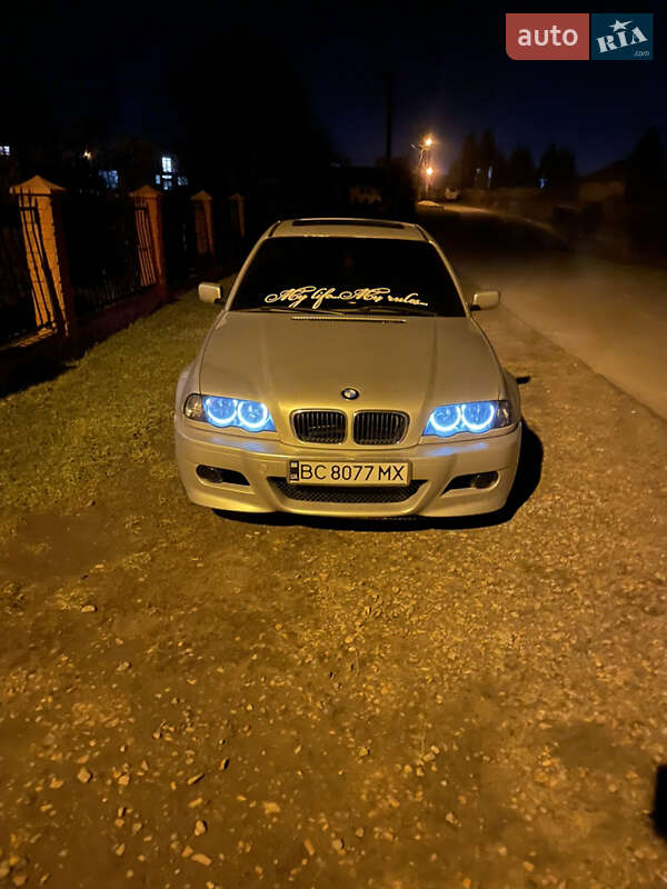 Седан BMW 3 Series 2000 в Великих Мостах