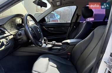 Седан BMW 3 Series 2015 в 