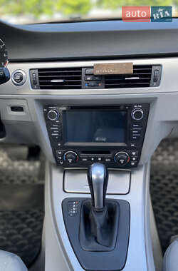Седан BMW 3 Series 2005 в 