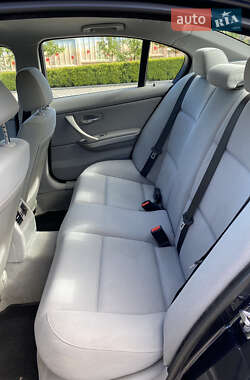 Седан BMW 3 Series 2005 в 