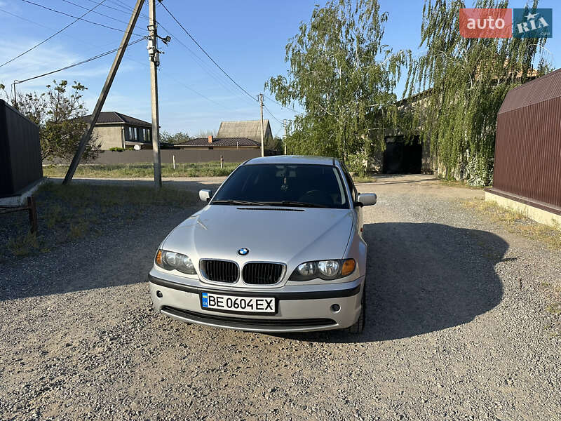 Седан BMW 3 Series 2002 в Николаеве