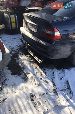 Седан BMW 3 Series 2005 в 