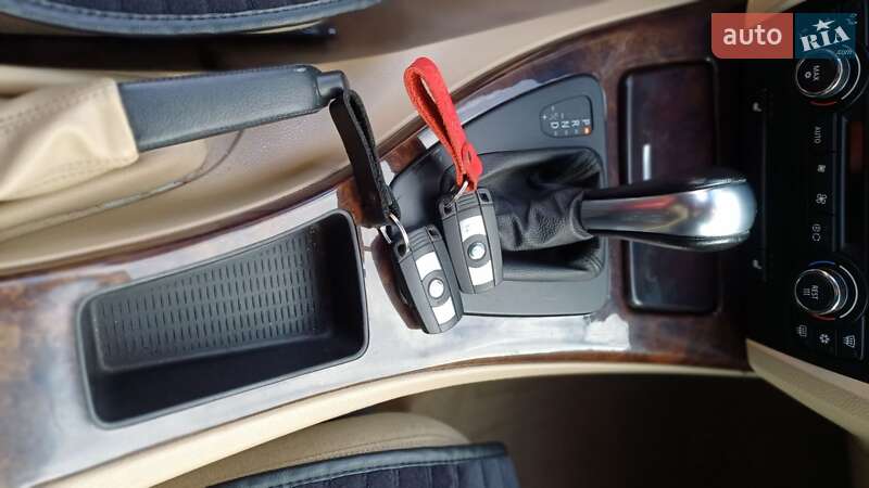 Седан BMW 3 Series 2005 в Гадяче