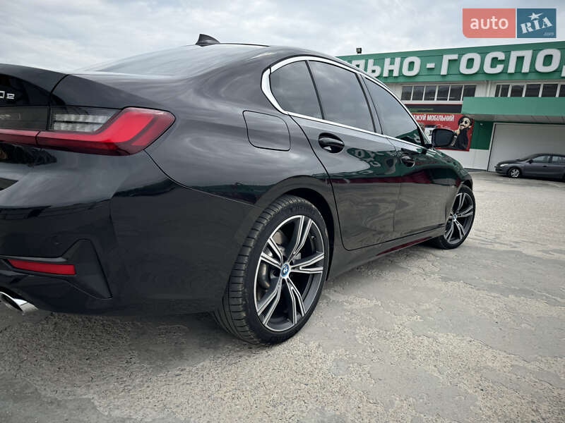 Седан BMW 3 Series 2022 в Никополе фото 5 Седан BMW 3 Series 2022 в Никополе