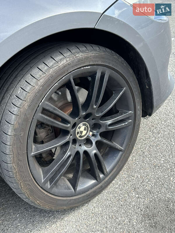 Купе BMW 3 Series 2011 в Києві