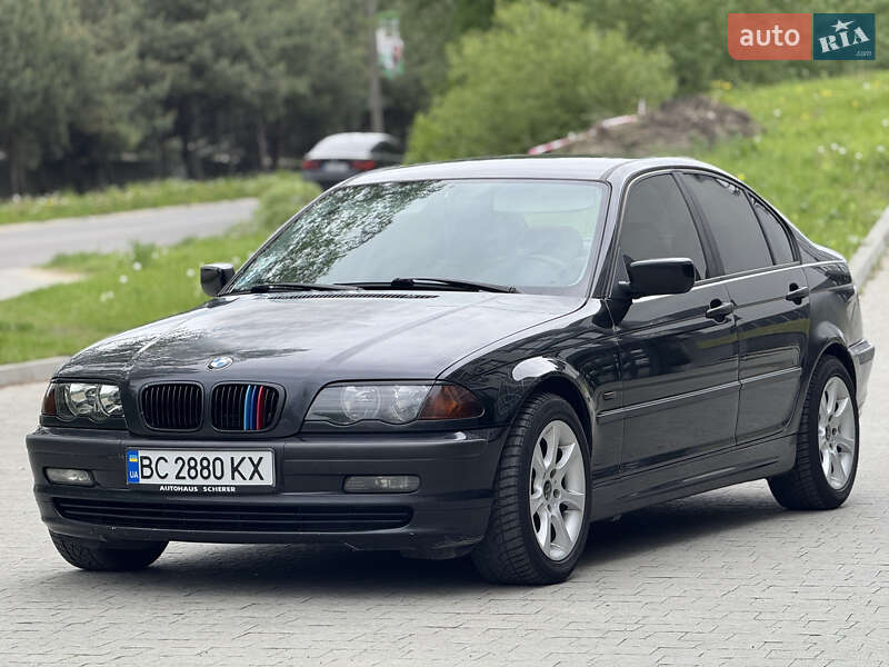 Седан BMW 3 Series 2000 в Новояворовске