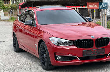 Седан BMW 3 Series 2015 в 