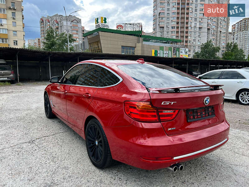 Седан BMW 3 Series 2015 в 