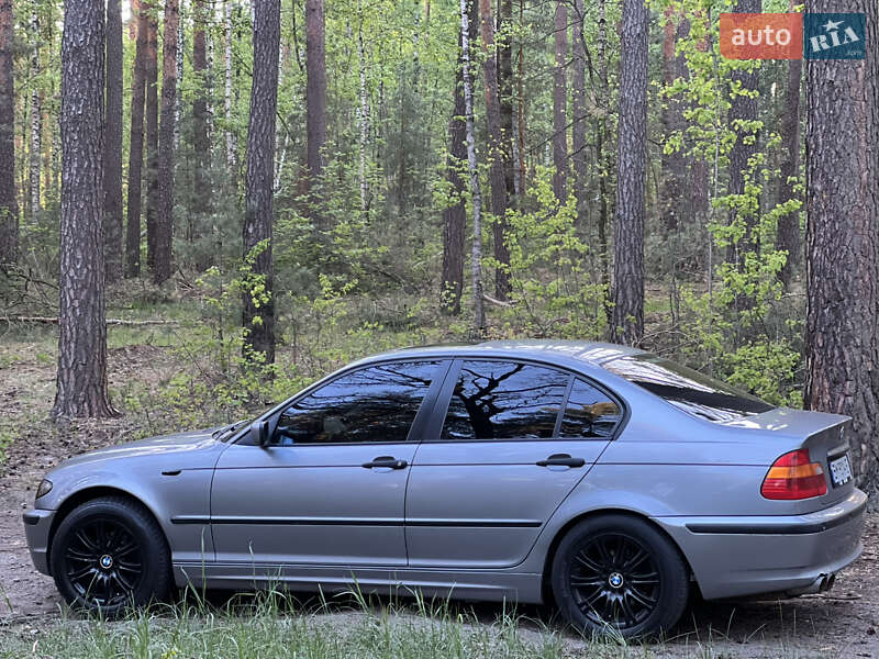 Седан BMW 3 Series 2004 в Кролевце
