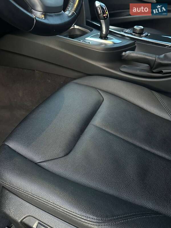 Седан BMW 3 Series 2013 в Киеве