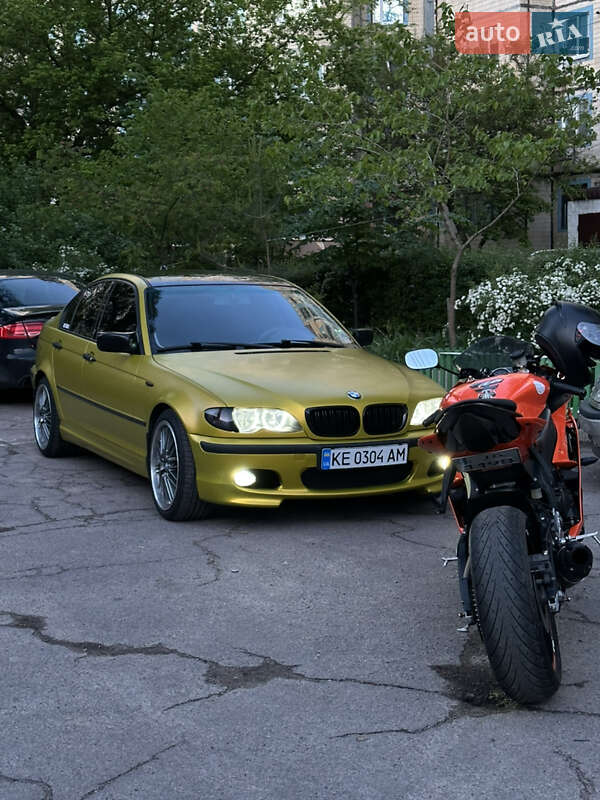 Седан BMW 3 Series 2002 в 