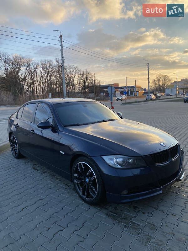 Седан BMW 3 Series 2007 в 