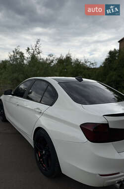 Седан BMW 3 Series 2012 в 