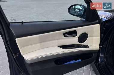 Седан BMW 3 Series 2005 в 