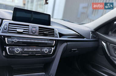 Седан BMW 3 Series 2016 в 