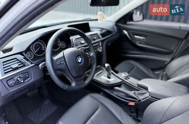 Седан BMW 3 Series 2016 в 