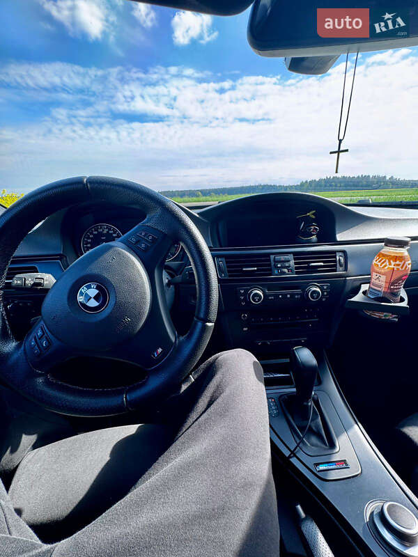 Универсал BMW 3 Series 2008 в Киеве фото 30 Универсал BMW 3 Series 2008 в Киеве