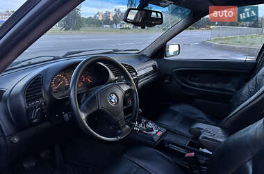 Седан BMW 3 Series 1993 в 