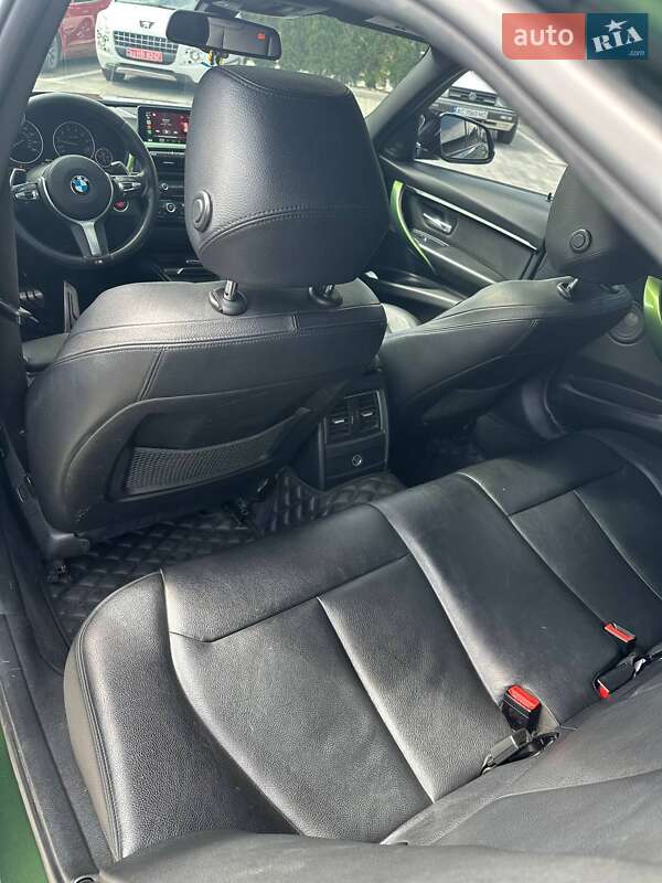 Седан BMW 3 Series 2017 в Луцке