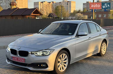 Седан BMW 3 Series 2017 в 